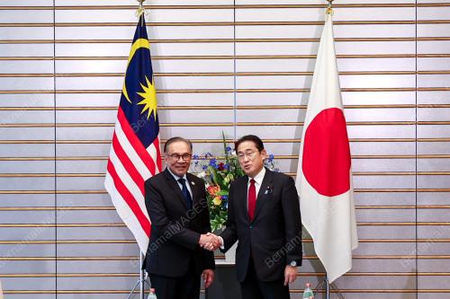 DATUK SERI ANWAR IBRAHIM