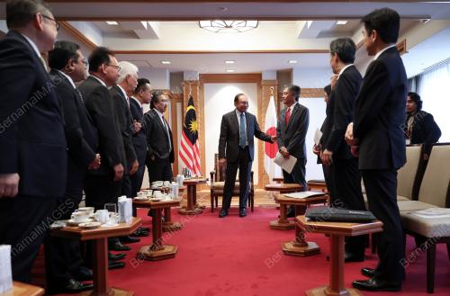 DATUK SERI ANWAR IBRAHIM