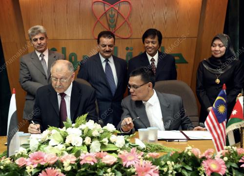 ADNAN YAAKOB