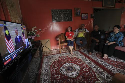 PAKEJ RANGSANGAN EKONOMI - PERINTAH KAWALAN PERGERAKAN