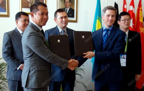 KAZ01_28062017_MOU