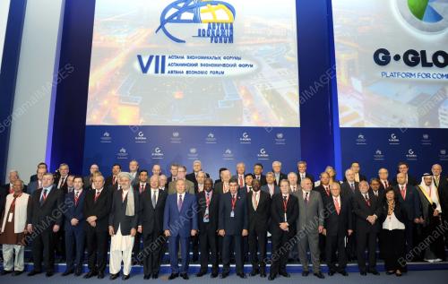 KAZ08_23052014_PM_FORUM
