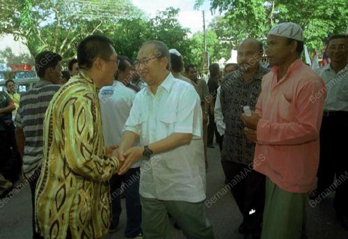 KB01-16_06_2001_RAZALEIGH_27012016