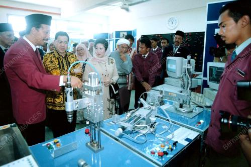 SULTAN RASMI IKM