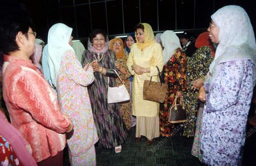 KB01-_04_02_2001_RAFIDAH_AZIZ_19012016