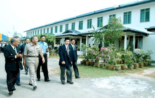 PERUMAHAN KASTAM