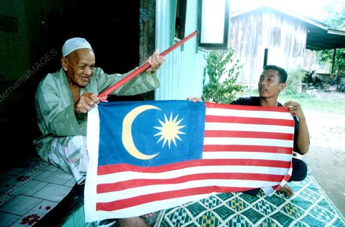 KB01-_21_08_2000_LELAKI_TUA_12012016