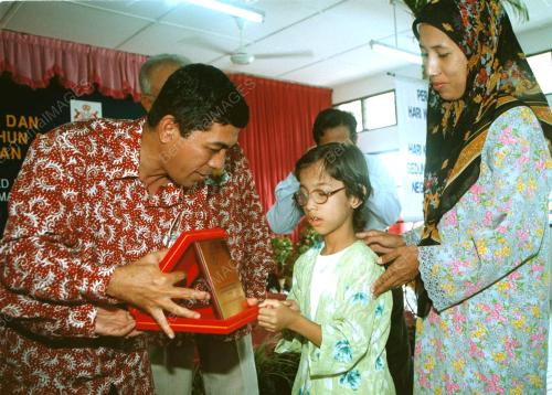 KB01-_29_10_2000_HARI_WARGA_TUA_14012016