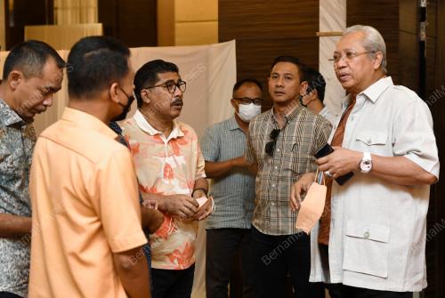 TAN SRI ANNUAR MUSA