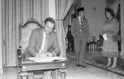 KB01_01072015_PESURUHJAYA_TINGGI
