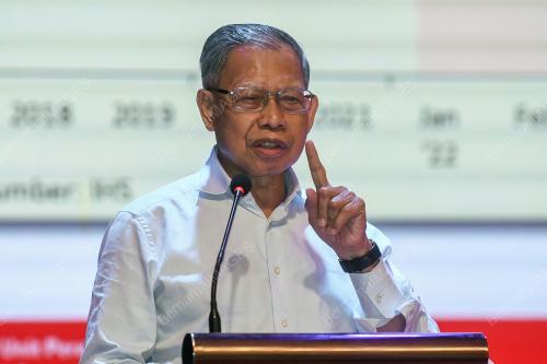 DATUK SERI MUSTAPA MOHAMED