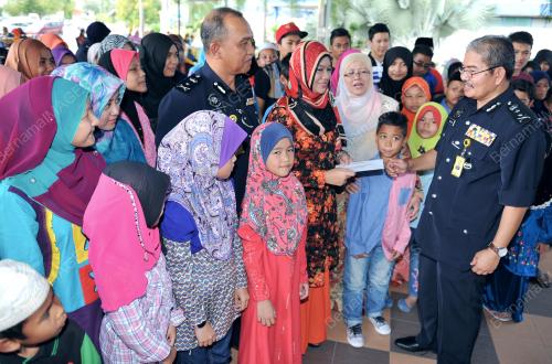 KB01_01122014_ANAK_POLIS
