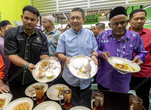 DATUK SERI SALAHUDDIN AYUB