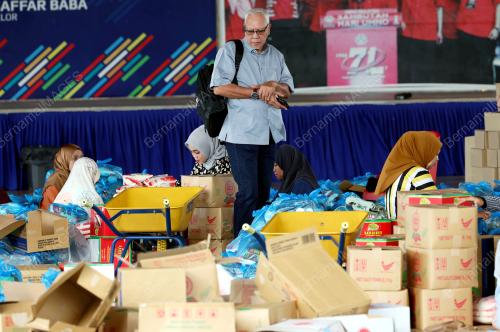 TINJAU PUSAT PARLIMEN KETEREH