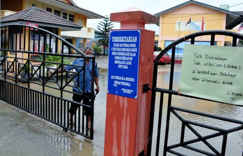 KB01_03012012_BANJIR