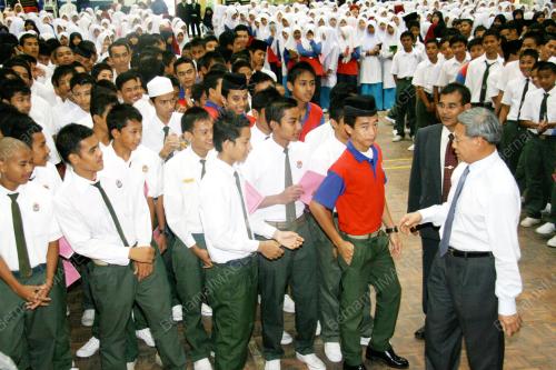 MUSTAPA MOHAMED