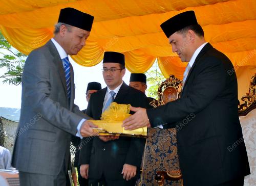 KB01_03072012_SULTAN_MAHKAMAH