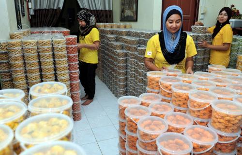 KB01_03082012_BISKUT_RAYA