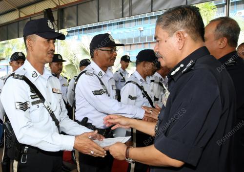 KB01_03092014_PASUKAN_KHAS