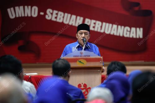 DATUK AHMAD JAZLAN YAAKUB
