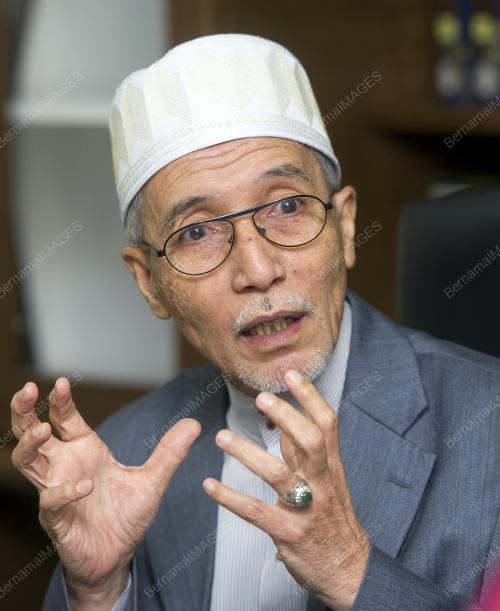 KB01_05042015_PC_MUFTI