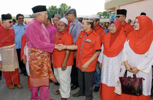 KB01_05082016_MAHDZIR_UMNO