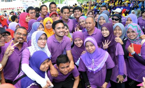 KB01_05102013_LARIAN