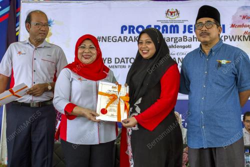 KB01_05102017_KELUARGA_BN201710047467