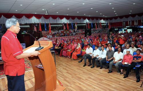 KB01_05112013_KEPIMPINAN_BARU