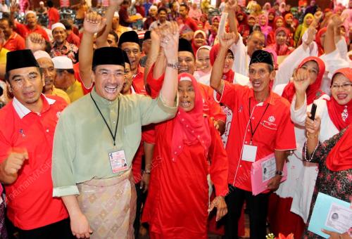 DATUK SERI HISHAMMUDDIN TUN HUSSEIN