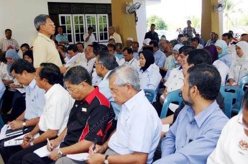 MUSTAPA MOHAMED