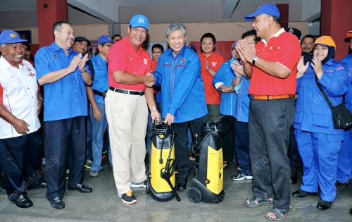 KB01_08012015_GOTONG_ROYONG