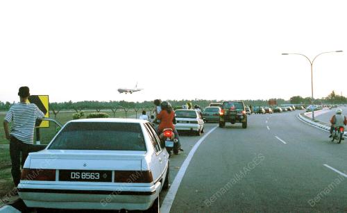 LAPANGAN TERBANG SULTAN ISMAIL PETRA