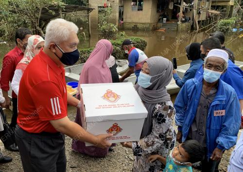 TAN SRI TENGKU MOHAMAD RIZAM TENGKU ABDUL AZIZ
