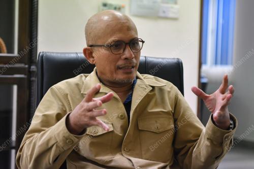 PROF MADYA DR. ZULHAZMAN HAMZAH