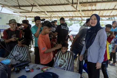 DATUK NIK AMLIZAN MOHAMED