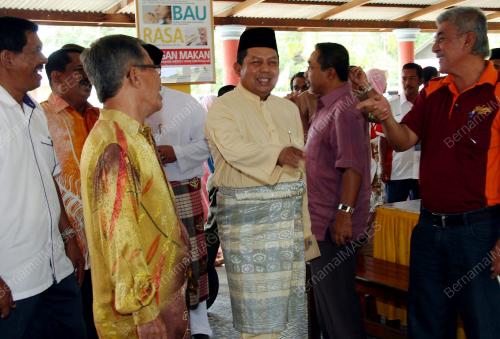 AWANG ADEK HUSSEIN