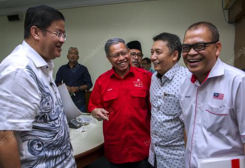 KB01_08102017_MESYUARAT_BN201710077800