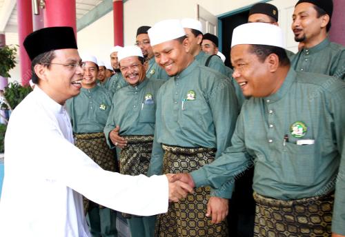 AHMAD SABKI YUSOF