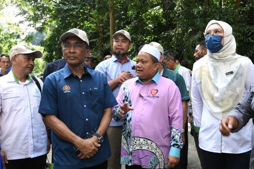 DATUK SERI TAKIYUDDIN HASSAN