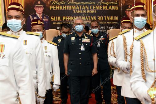 DATUK SERI MOHAMAD HAMDAN WAHID