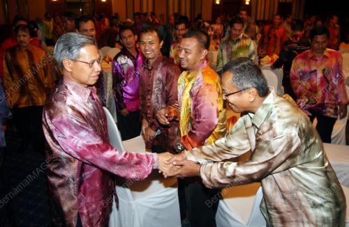 MUSTAPA MOHAMED