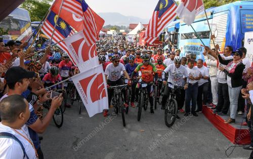 KB01_10022018_FIESTA_SEHATI_BN201802088460