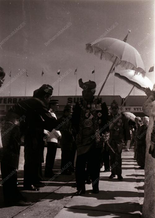 SULTAN AZLAN MUHIBBUDDIN SHAH