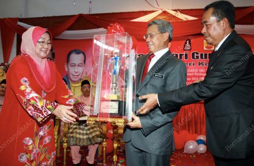 KB01_10062012_HARI_GURU