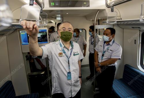 DATUK SERI DR WEE KA SIONG