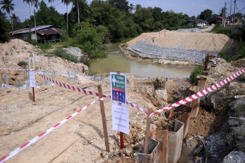 JAMBATAN SUNGAI DURIAN