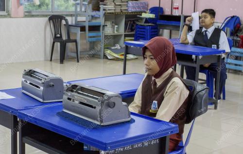 KB01_11092017_UPSR