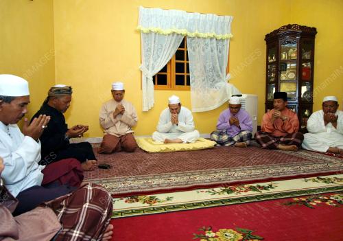 DATUK MUSTAPA MOHAMED