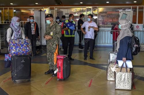 PENGHANTARAN PULANG PELAJAR KE SARAWAK